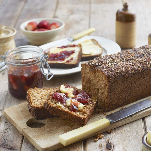 Sweet Wholegrain Bread with Buttermilk
