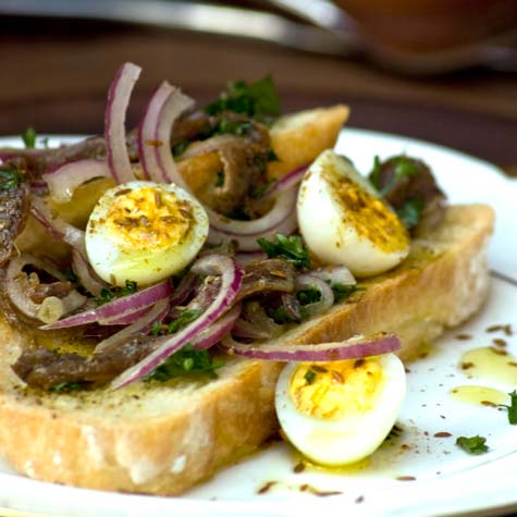 Bruschetta with Anchovies and Quail's Egg