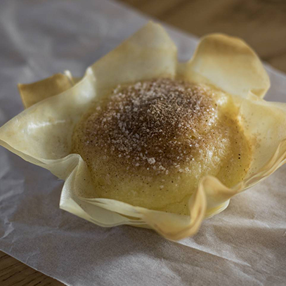 Mini Milk Tarts with Apples