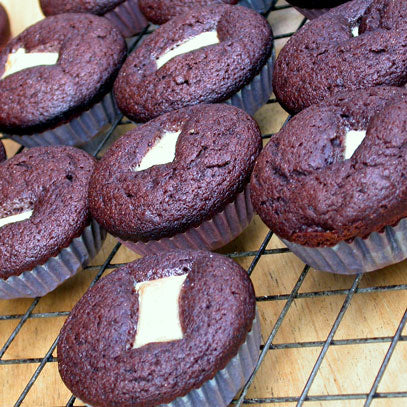 Black and White Chocolate Cupcakes