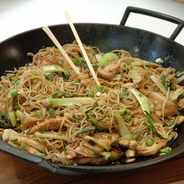 Chicken Stir-Fry with Noodles