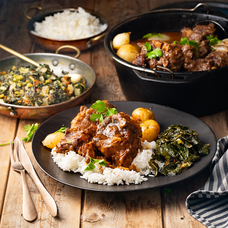 Basic Oxtail Potjie with Red Wine & Baby Onions