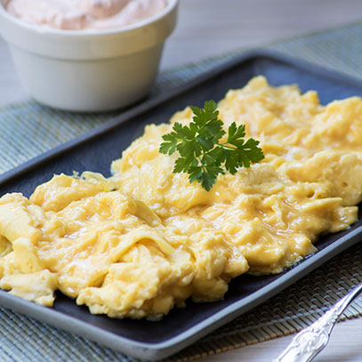 Scrambled Eggs with Tomato Cream