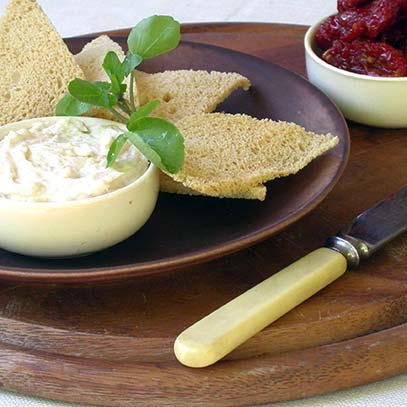 Snoek Paté with Melba Toast